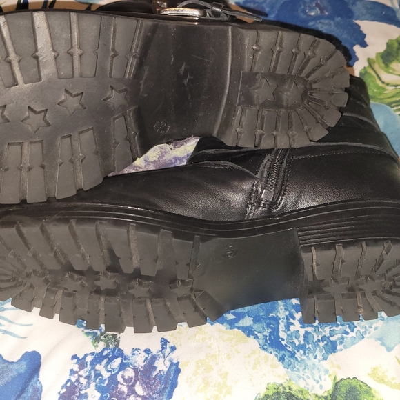 Steve Madden Maly Boots - Picture 8 of 8